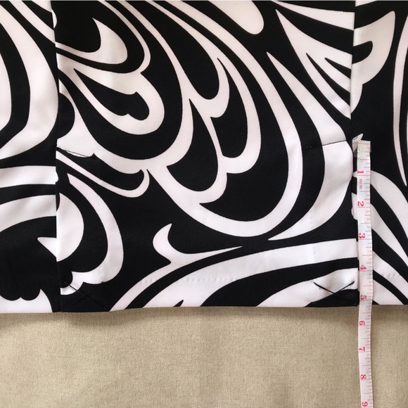 EUC Michael Kors skirt. Black and white/ form-fitting. Never worn. Size 12P. - Picture 12 of 13